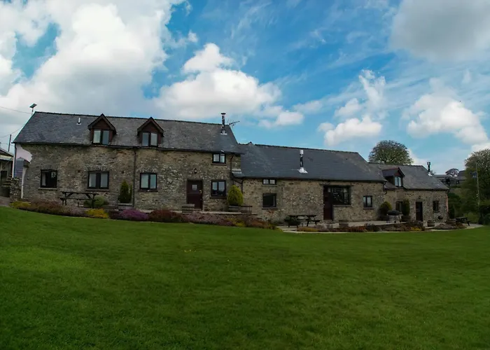 West Hollowcombe Farm