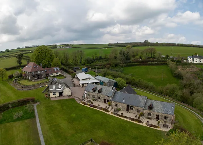 West Hollowcombe Farm