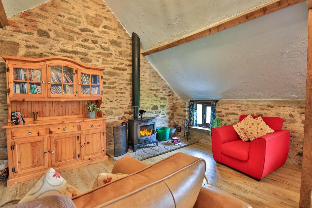 West Hollowcombe Farm *